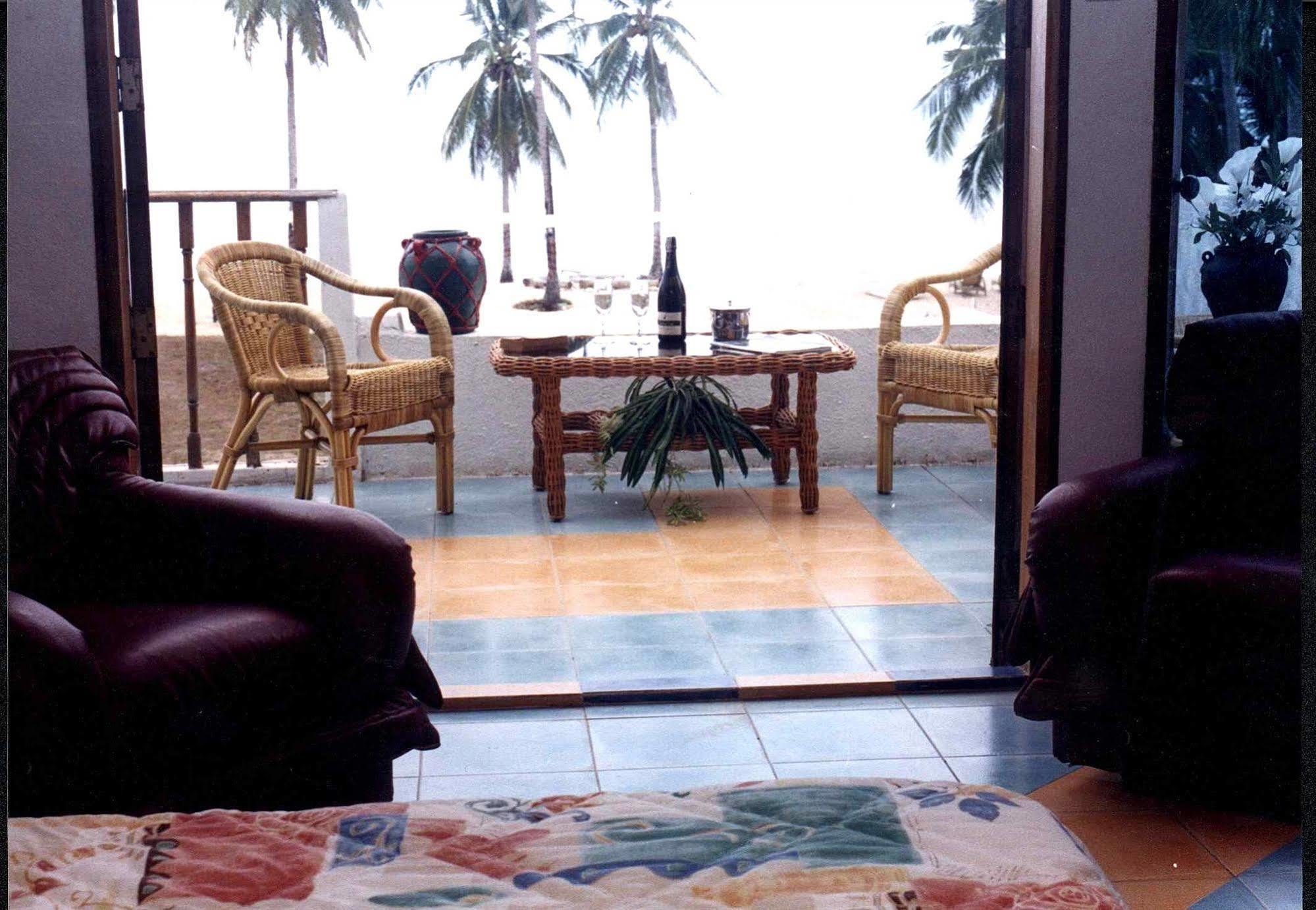 Casa Del Mar Golf, Polo & Beach Resort San Remigio  Extérieur photo